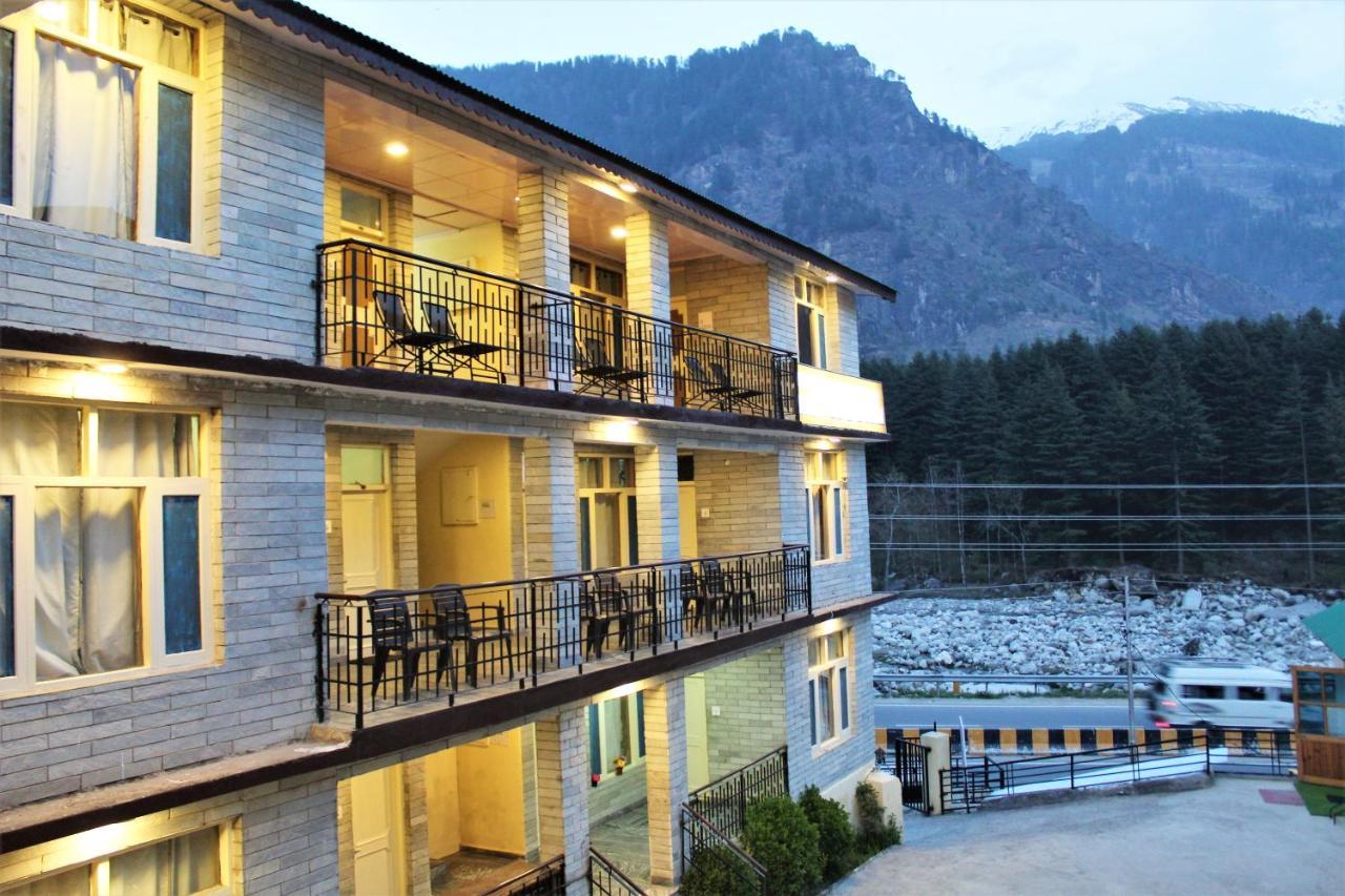 Hotel New Royal Manāli Esterno foto