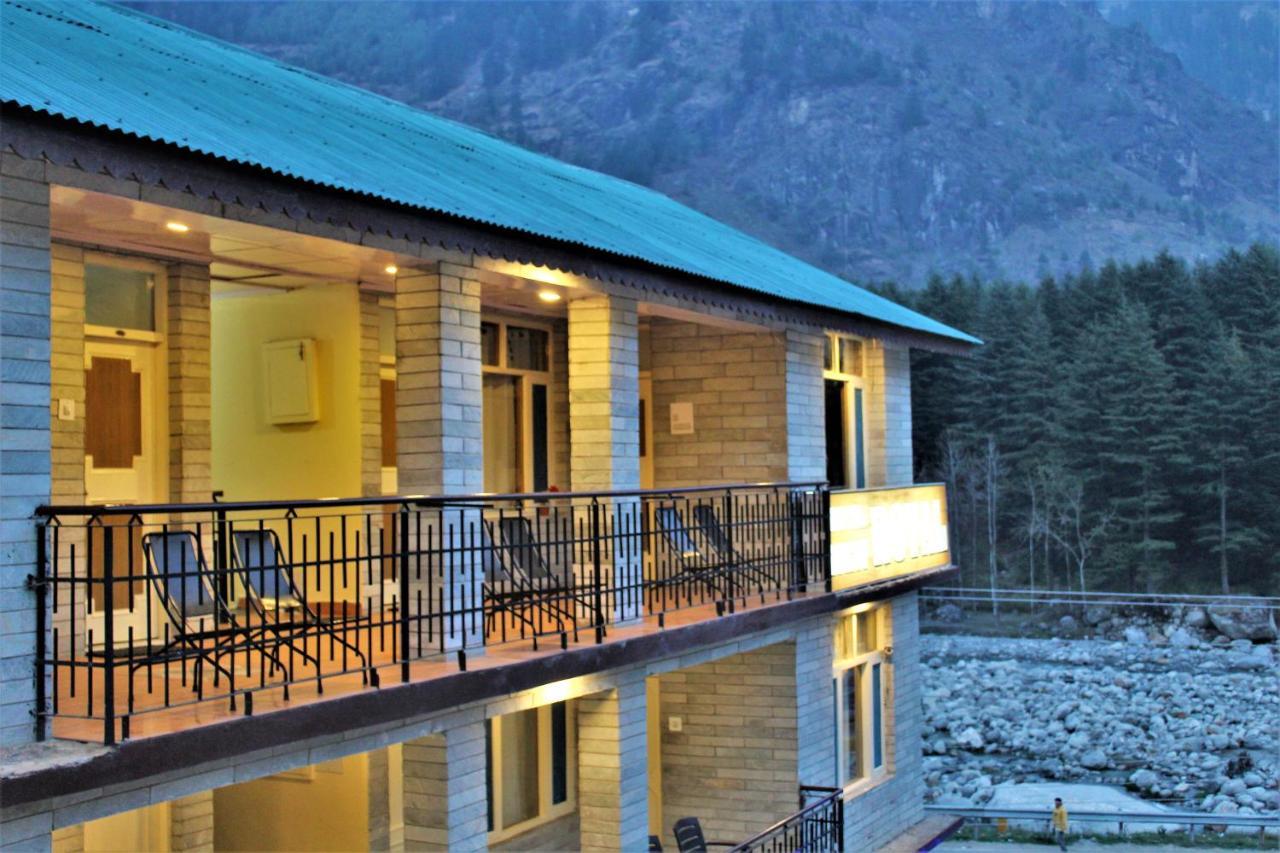 Hotel New Royal Manāli Esterno foto