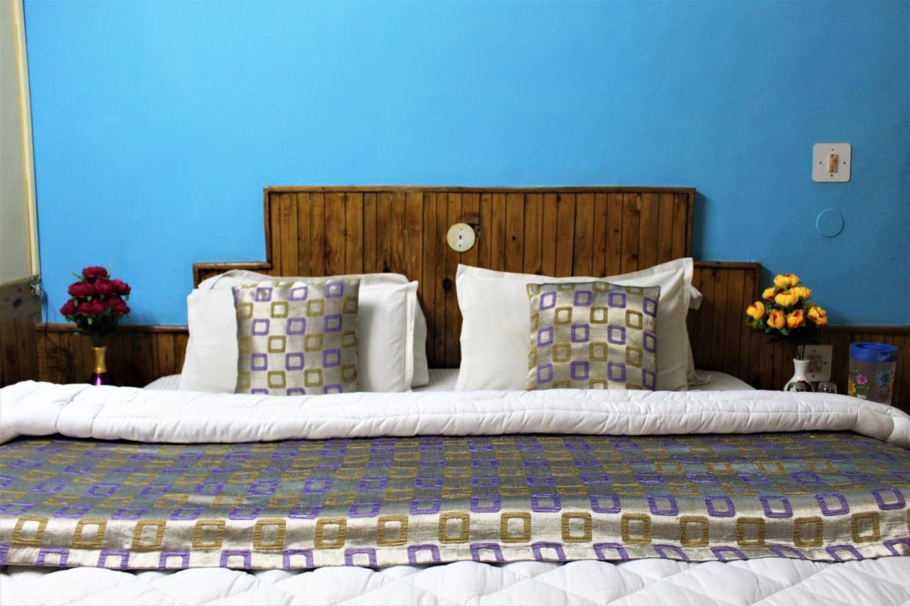 Hotel New Royal Manāli Esterno foto