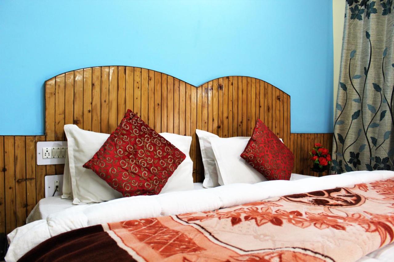 Hotel New Royal Manāli Esterno foto