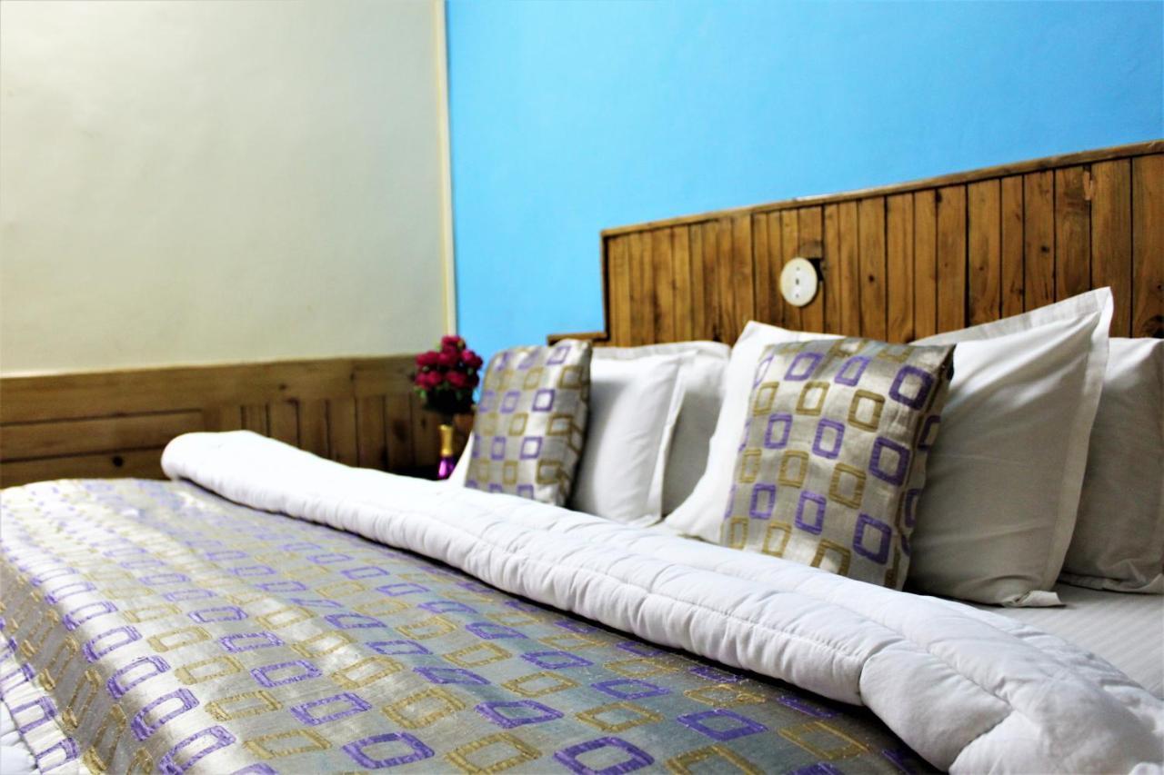 Hotel New Royal Manāli Esterno foto