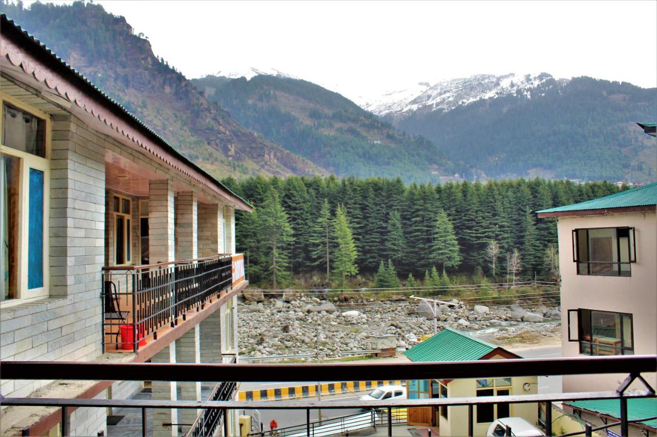 Hotel New Royal Manāli Esterno foto