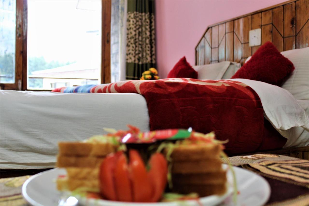 Hotel New Royal Manāli Esterno foto