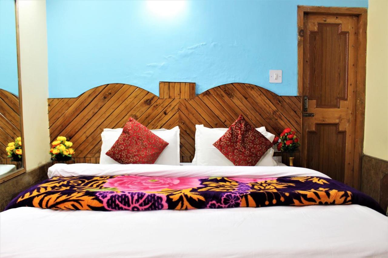 Hotel New Royal Manāli Esterno foto