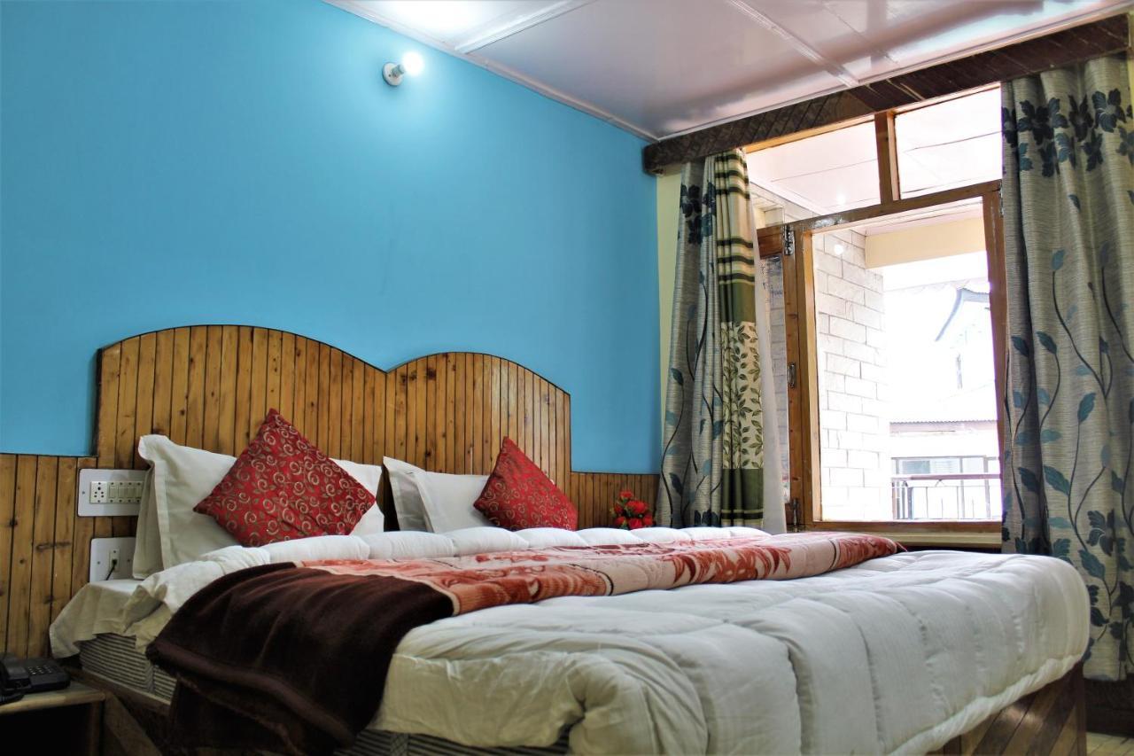 Hotel New Royal Manāli Esterno foto